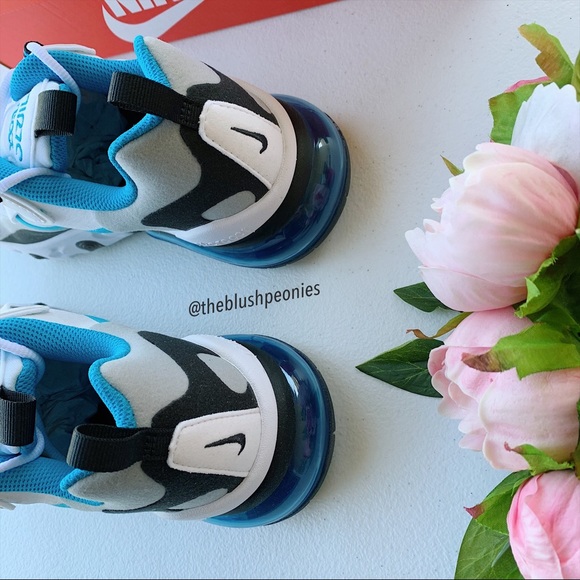 Nike Air Max 270 React NWT - Picture 10 of 12